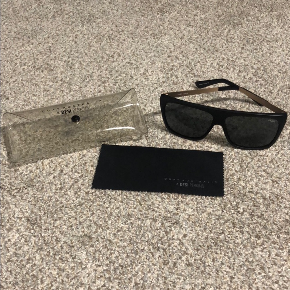Quay Australia x Desi Perkins On The Low glasses
